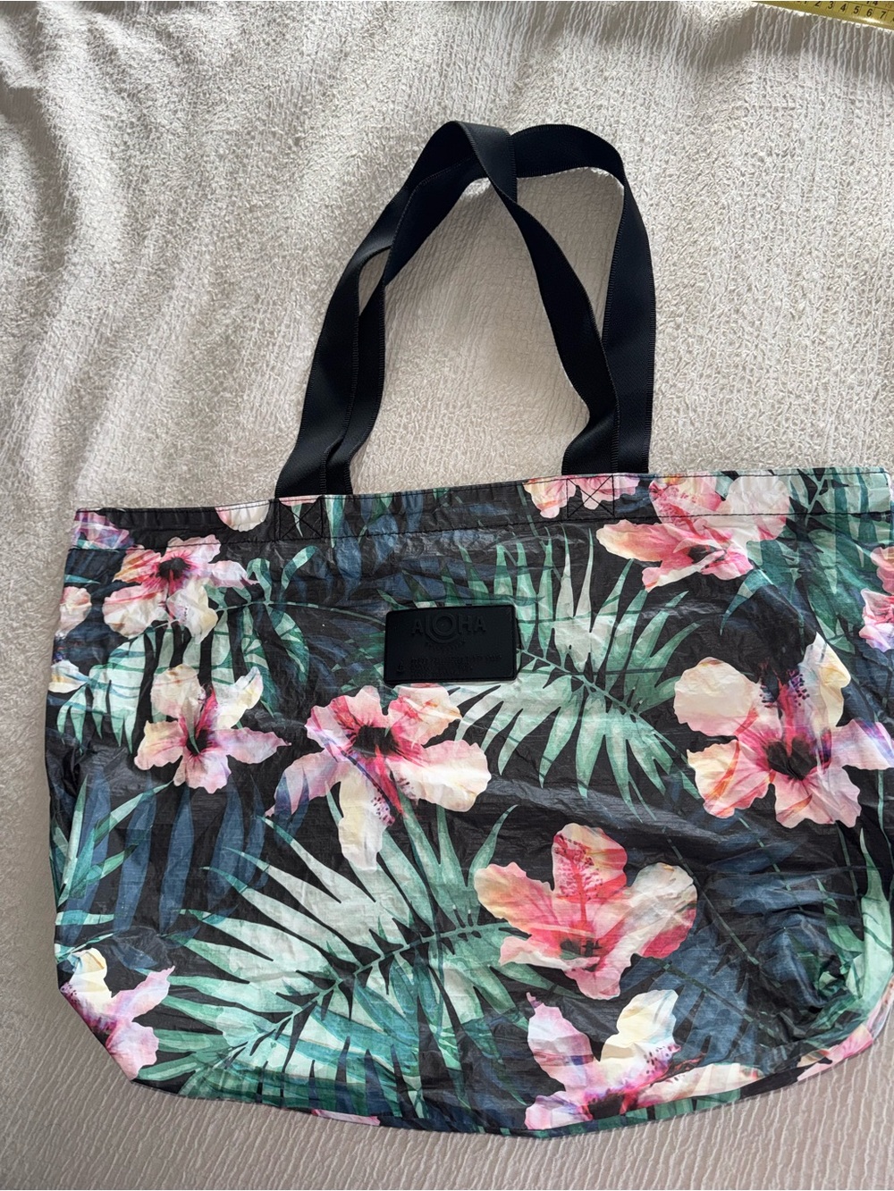 ALOHAS  Reversible Tote with Pink & Green/Black and White Print